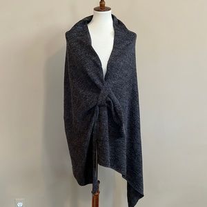 J Fashion Accessories Heathered Grey/Black Wrap w/self closure. NWT